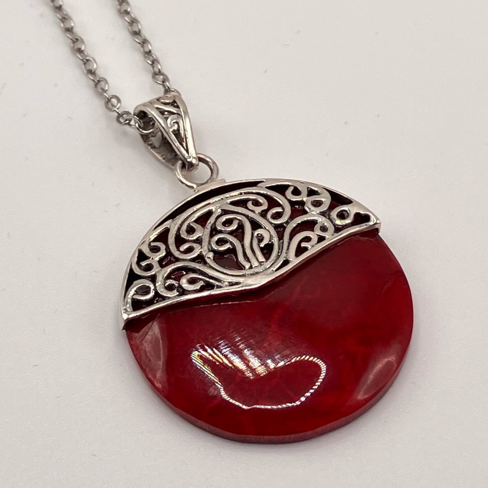 Artisan Sterling Silver & Sponge Coral Round Pendant / Necklace